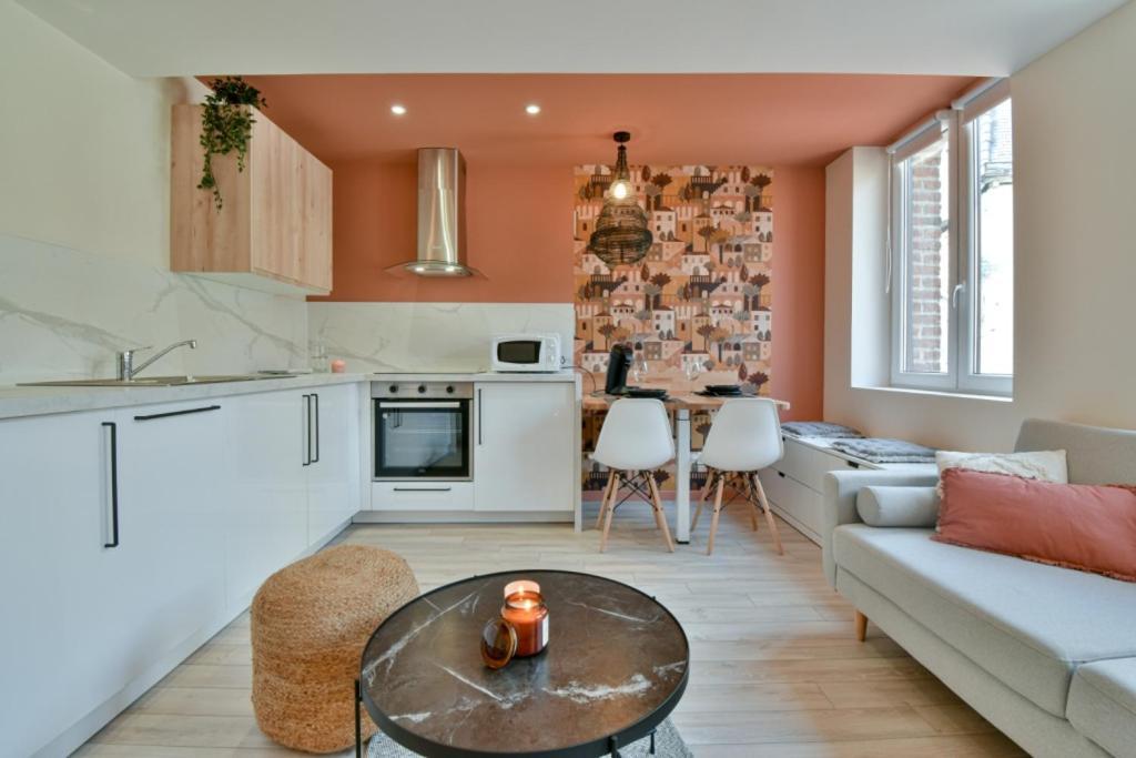 Residence Jean Hardy - Hyper Centre, Parking Gratuit, Wifi, Clim, Gare Valenciennes Exterior foto